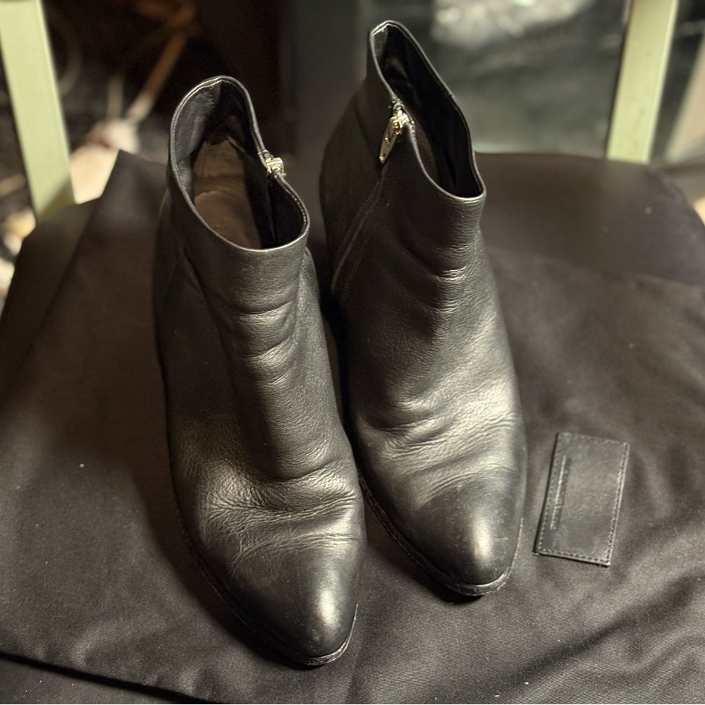 Alexander Wang Black Leather Ankle Boots, size 41 - Picture 2 of 5